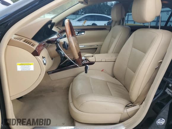 ✅ 2010 Mercedes-Benz S 550 • VIN: WDDNG8GB8AA287774 • Lot: 91642805. Wystawiony na Copart z przebiegiem 123 723 mil. Bezpłatny archiwum sprzedaży aukcyjnych z USA i szczegółowy raport historii pojazdu na DreamBid. Zdjęcie 7.