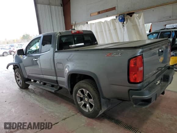 2018 Chevrolet Colorado 4WD Z71 with VIN 1GCHTDEN1J1284367, listed as a Copart auction lot 77316824 with 43,383 mi miles and Salvage title. Bid and sale history available at DreamBid. Image 2.