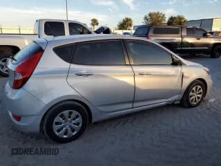 ✅ 2016 Hyundai Accent SE • VIN: KMHCT5AE2GU253136 • Лот: 76086114. Опубликован ранее на Copart с пробегом 124 166 миль. Бесплатный доступ к архиву аукционных продаж из США и подробный отчёт об истории автомобиля на DreamBid. Изображение 3.
