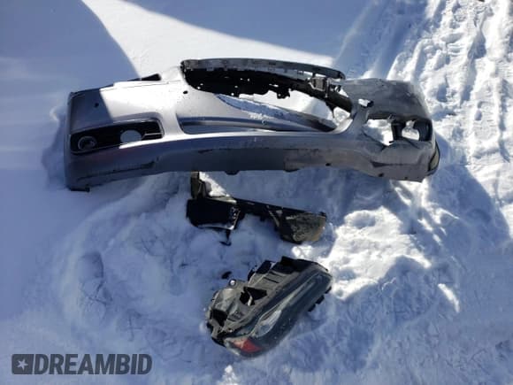 ✅ 2013 Chrysler 300 S • VIN: 2C3CCAGG4DH590142 • Лот: 88952055. Опубликован ранее на Copart с пробегом 146 325 миль. Бесплатный доступ к архиву аукционных продаж из США и подробный отчёт об истории автомобиля на DreamBid. Изображение 14.