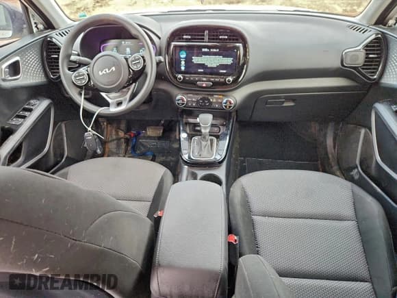 ✅ 2025 Kia Soul LX • VIN: KNDJ23AU8S7264028 • Lot: 91925795. Listed on Copart with 12,959 mi. Free auction sales archive from the USA and detailed vehicle history report at DreamBid. Image 8.