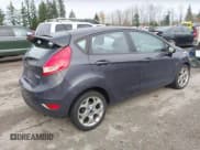 ✅ 2013 Ford Fiesta Titanium • VIN: 3FADP4FJ3DM208483 • Lot: 43900854. Wystawiony na IAAI z przebiegiem 178 774 mil. Bezpłatny archiwum sprzedaży aukcyjnych z USA i szczegółowy raport historii pojazdu na DreamBid. Zdjęcie 4.