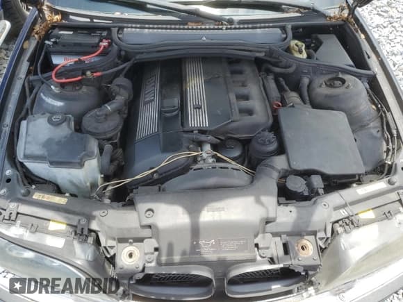 ✅ 2005 BMW 3 Series 325Ci • VIN: WBABW33435PL36700 • Лот: 59435335. Опубликован ранее на Copart с пробегом Не указан. Бесплатный доступ к архиву аукционных продаж из США и подробный отчёт об истории автомобиля на DreamBid. Изображение 11.