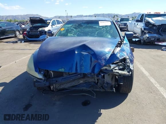 ✅ 2003 Honda Accord LX • VIN: 1HGCM82293A026143 • Lot: 43362563. Wystawiony na IAAI z przebiegiem 223 731 mil. Bezpłatny archiwum sprzedaży aukcyjnych z USA i szczegółowy raport historii pojazdu na DreamBid. Zdjęcie 6.