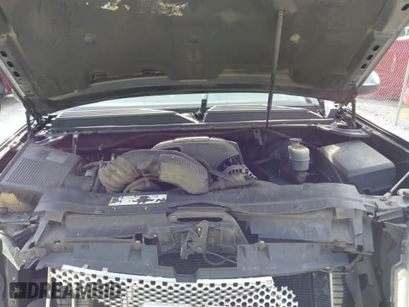 ✅ 2011 GMC Yukon SLT • VIN: 1GKS1CE00BR178946 • Lot: 42538923. Wystawiony na IAAI z przebiegiem 327 843 mil. Bezpłatny archiwum sprzedaży aukcyjnych z USA i szczegółowy raport historii pojazdu na DreamBid. Zdjęcie 10.