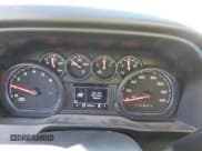 ✅ 2024 Chevrolet Silverado 2500HD Work Truck • VIN: 1GC2YLE72RF198079 • Lot: 41586127. Wystawiony na IAAI z przebiegiem 9 934 mil. Bezpłatny archiwum sprzedaży aukcyjnych z USA i szczegółowy raport historii pojazdu na DreamBid. Zdjęcie 7.