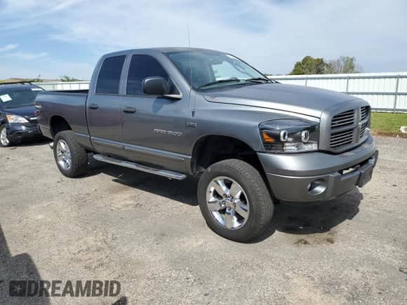 2007 Dodge 1500 SLT с VIN 1D7HU18297J554876, выставлен на аукционе Copart как лот 70978624 с пробегом 137 657 миль миль и Списание • Salvage title. История ставок и продаж доступна на DreamBid. Изображение 4.