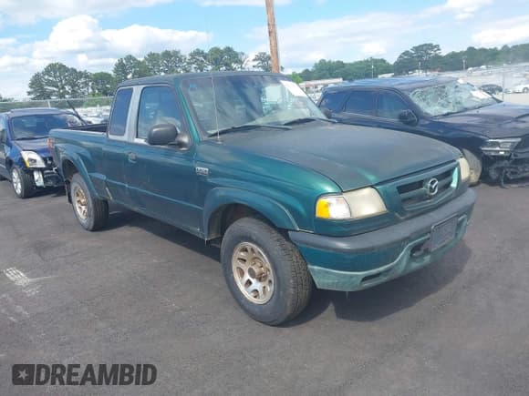 ✅ 2001 Mazda B-Series DS • VIN: 4F4YR16U51TM20742 • Lot: 42168749. Listed on IAAI with 226,272 mi. Free auction sales archive from the USA and detailed vehicle history report at DreamBid. Image 1.