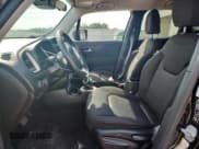 ✅ 2017 Jeep Renegade Altitude • VIN: ZACCJBBB8HPF02328 • Лот: 71454845. Опубликован ранее на Copart с пробегом 135 563 миль. Бесплатный доступ к архиву аукционных продаж из США и подробный отчёт об истории автомобиля на DreamBid. Изображение 7.