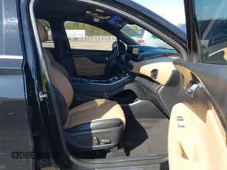 2022 Hyundai Santa Fe Calligraphy z VIN 5NMS5DAL0NH457943, wystawiony jako IAAI lot #43413533 z przebiegiem 107 539 mil mil oraz . Historia ofert i sprzedaży dostępna na DreamBid. Obrazek 5.