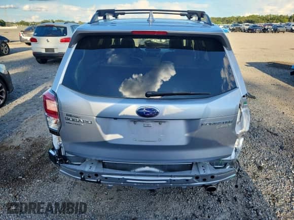 2017 Subaru Forester Limited with VIN JF2SJARC4HH510116, listed as a Copart auction lot 82122265 with 87,527 mi miles and Salvage title. Bid and sale history available at DreamBid. Image 6.