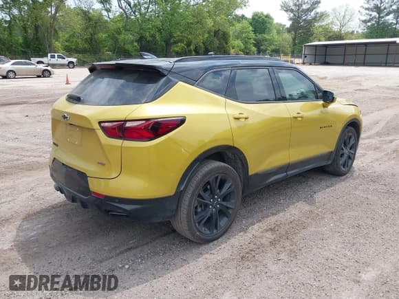 ✅ 2022 Chevrolet Blazer RS • VIN: 3GNKBERS9NS130659 • Lot: 39295225. Listed on IAAI with 48,605 mi. Free auction sales archive from the USA and detailed vehicle history report at DreamBid. Image 4.