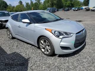 ✅ 2016 Hyundai Veloster • VIN: KMHTC6AD1GU289283 • Lot: 68667954. Wystawiony na Copart z przebiegiem 72 304 mil. Bezpłatny archiwum sprzedaży aukcyjnych z USA i szczegółowy raport historii pojazdu na DreamBid. Zdjęcie 4.