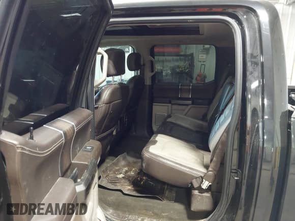 ✅ 2019 Ford F-150 Limited • VIN: 1FTEW1EG3KFB28314 • Лот: 43324018. Опубликован ранее на IAAI с пробегом 127 857 миль. Бесплатный доступ к архиву аукционных продаж из США и подробный отчёт об истории автомобиля на DreamBid. Изображение 8.