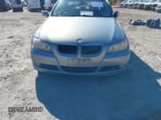 ✅ 2006 BMW 3 Series 325i • VIN: WBAVB13576KX48364 • Лот: 43425180. Опубликован ранее на IAAI с пробегом 183 031 миль. Бесплатный доступ к архиву аукционных продаж из США и подробный отчёт об истории автомобиля на DreamBid. Изображение 13.