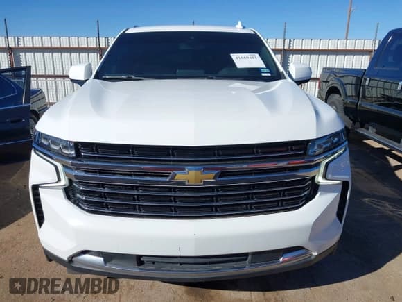 ✅ 2021 Chevrolet Suburban LT • VIN: 1GNSKCKD7MR363487 • Lot: 41669481. Wystawiony na IAAI z przebiegiem 89 484 mil. Bezpłatny archiwum sprzedaży aukcyjnych z USA i szczegółowy raport historii pojazdu na DreamBid. Zdjęcie 6.
