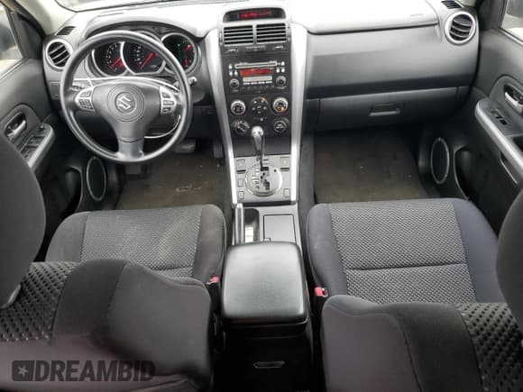✅ 2007 Suzuki Grand Vitara XSport • VIN: JS3TD944574200816 • Lot: 84162715. Wystawiony na Copart z przebiegiem 39 237 mil. Bezpłatny archiwum sprzedaży aukcyjnych z USA i szczegółowy raport historii pojazdu na DreamBid. Zdjęcie 8.