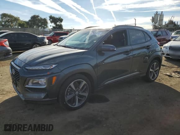 ✅ 2021 Hyundai Kona Limited • VIN: KM8K3CA50MU668984 • Лот: 39883914. Опубликован ранее на Copart с пробегом 26 682 миль. Бесплатный доступ к архиву аукционных продаж из США и подробный отчёт об истории автомобиля на DreamBid. Изображение 1.