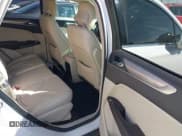 ✅ 2019 Lincoln MKC Standard • VIN: 5LMCJ1C98KUL51026 • Lot: 41627501. Listed on IAAI with 30,304 mi. Free auction sales archive from the USA and detailed vehicle history report at DreamBid. Image 8.