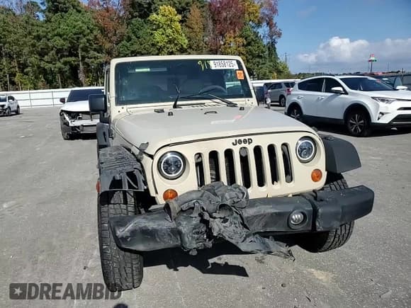 ✅ 2007 Jeep Wrangler X • VIN: 1J4FA241X7L193766 • Lot: 91858125. Wystawiony na Copart z przebiegiem 102 044 mil. Bezpłatny archiwum sprzedaży aukcyjnych z USA i szczegółowy raport historii pojazdu na DreamBid. Zdjęcie 13.
