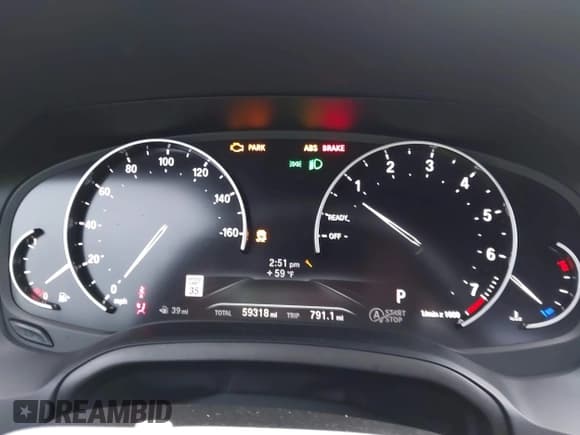 ✅ 2020 BMW 3 Series 330i • VIN: 3MW5R1J05L8B29231 • Lot: 43732694. Wystawiony na IAAI z przebiegiem 59 318 mil. Bezpłatny archiwum sprzedaży aukcyjnych z USA i szczegółowy raport historii pojazdu na DreamBid. Zdjęcie 7.