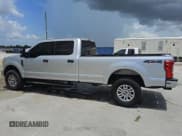 ✅ 2017 Ford F-350 Platinum • VIN: 1FT8W3B62HEE13749 • Lot: 67296505. Listed on Copart with 241,114 mi. Free auction sales archive from the USA and detailed vehicle history report at DreamBid. Image 2.
