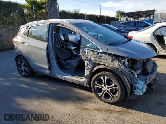 ✅ 2019 Chevrolet Bolt EV Premier • VIN: 1G1FZ6S05K4103211 • Lot: 46335175. Wystawiony na Copart z przebiegiem 98 857 mil. Bezpłatny archiwum sprzedaży aukcyjnych z USA i szczegółowy raport historii pojazdu na DreamBid. Zdjęcie 4.