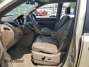 ✅ 2011 Chrysler Town & Country Touring L • VIN: 2A4RR8DG5BR780096 • Lot: 67523865. Wystawiony na Copart z przebiegiem 146 653 mil. Bezpłatny archiwum sprzedaży aukcyjnych z USA i szczegółowy raport historii pojazdu na DreamBid. Zdjęcie 7.