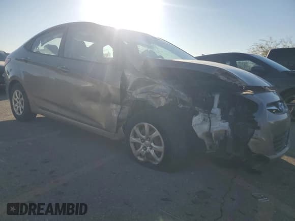 ✅ 2013 Hyundai Accent GLS • VIN: KMHCT4AE8DU292657 • Лот: 72527354. Опубликован ранее на Copart с пробегом 154 585 миль. Бесплатный доступ к архиву аукционных продаж из США и подробный отчёт об истории автомобиля на DreamBid. Изображение 4.