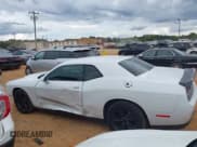 ✅ 2016 Dodge Challenger SXT • VIN: 2C3CDZAG4GH240163 • Lot: 43392879. Wystawiony na IAAI z przebiegiem 137 975 mil. Bezpłatny archiwum sprzedaży aukcyjnych z USA i szczegółowy raport historii pojazdu na DreamBid. Zdjęcie 14.