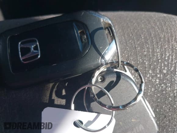 ✅ 2013 Honda Accord EX • VIN: 1HGCR2F79DA215154 • Lot: 43049707. Listed on IAAI with 217,224 mi. Free auction sales archive from the USA and detailed vehicle history report at DreamBid. Image 11.