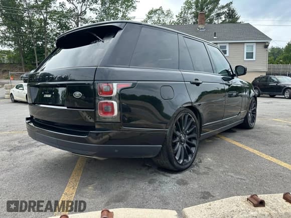 ✅ 2018 Land Rover Range Rover • VIN: SALGS2RE3JA398344 • Lot: 60275805. Listed on Copart with 138,485 mi. Free auction sales archive from the USA and detailed vehicle history report at DreamBid. Image 3.