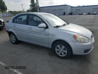 ✅ 2007 Hyundai Accent GLS • VIN: KMHCN46C27U160371 • Лот: 56829165. Опубликован ранее на Copart с пробегом 174 185 миль. Бесплатный доступ к архиву аукционных продаж из США и подробный отчёт об истории автомобиля на DreamBid. Изображение 4.