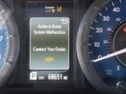 ✅ 2019 Toyota Sienna XLE • VIN: 5TDDZ3DC1KS224861 • Lot: 42093799. Listed on IAAI with 68,651 mi. Free auction sales archive from the USA and detailed vehicle history report at DreamBid. Image 7.