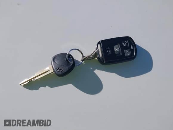 2004 Hyundai Sonata z VIN KMHWF25S84A016263, wystawiony jako IAAI lot #41767003 z przebiegiem 140 301 mil mil oraz . Historia ofert i sprzedaży dostępna na DreamBid. Obrazek 11.