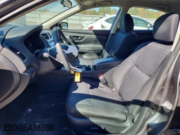 ✅ 2016 Nissan Altima S • VIN: 1N4AL3AP9GN331039 • Lot: 91287365. Listed on Copart with 158,068 mi. Free auction sales archive from the USA and detailed vehicle history report at DreamBid. Image 7.