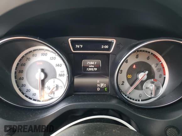 ✅ 2015 Mercedes-Benz CLA 250 • VIN: WDDSJ4GB5FN186818 • Lot: 81955215. Listed on Copart with 139,579 mi. Free auction sales archive from the USA and detailed vehicle history report at DreamBid. Image 9.