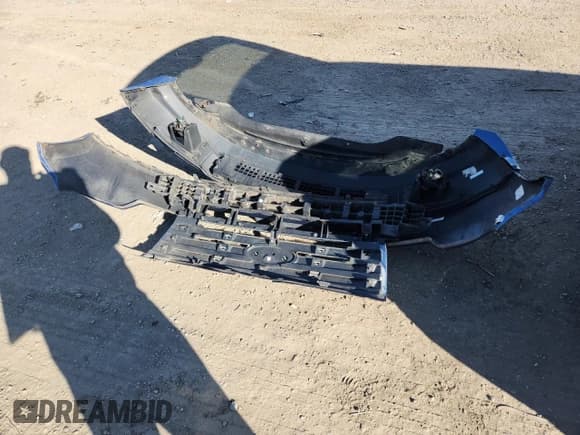 ✅ 2010 Ford Edge Sport • VIN: 2FMDK4AC6ABA32720 • Lot: 86134075. Wystawiony na Copart z przebiegiem 168 067 mil. Bezpłatny archiwum sprzedaży aukcyjnych z USA i szczegółowy raport historii pojazdu na DreamBid. Zdjęcie 13.