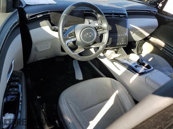 ✅ 2022 Hyundai Tucson Limited • VIN: KM8JECA1XNU063018 • Lot: 75546304. Wystawiony na Copart z przebiegiem 79 270 mil. Bezpłatny archiwum sprzedaży aukcyjnych z USA i szczegółowy raport historii pojazdu na DreamBid. Zdjęcie 8.