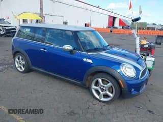 ✅ 2008 MINI Clubman S • VIN: WMWMM33548TP70109 • Lot: 41948834. Wystawiony na IAAI z przebiegiem 118 521 mil. Bezpłatny archiwum sprzedaży aukcyjnych z USA i szczegółowy raport historii pojazdu na DreamBid. Zdjęcie 1.