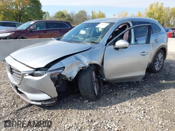 ✅ 2021 Mazda CX-9 Grand Touring • VIN: JM3TCADY6M0517827 • Lot: 43436121. Wystawiony na IAAI z przebiegiem 149 538 mil. Bezpłatny archiwum sprzedaży aukcyjnych z USA i szczegółowy raport historii pojazdu na DreamBid. Zdjęcie 19.