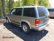 ✅ 1999 Ford Explorer XLT • VIN: 1FMDU34E2XUA07544 • Lot: 42211210. Wystawiony na IAAI z przebiegiem 156 786 mil. Bezpłatny archiwum sprzedaży aukcyjnych z USA i szczegółowy raport historii pojazdu na DreamBid. Zdjęcie 3.