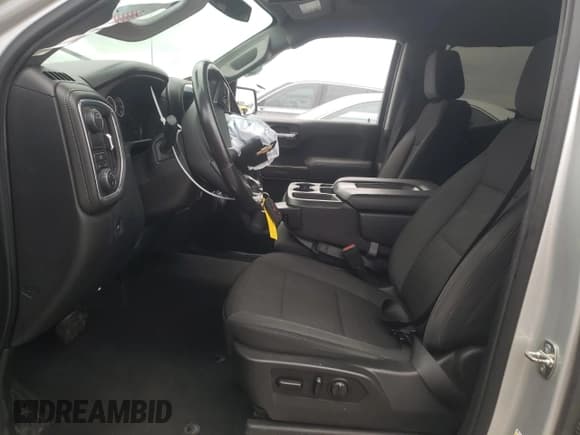 ✅ 2020 Chevrolet Silverado 1500 LT • VIN: 1GCRWCED6LZ380464 • Lot: 69937074. Wystawiony na Copart z przebiegiem Nie podano. Bezpłatny archiwum sprzedaży aukcyjnych z USA i szczegółowy raport historii pojazdu na DreamBid. Zdjęcie 7.