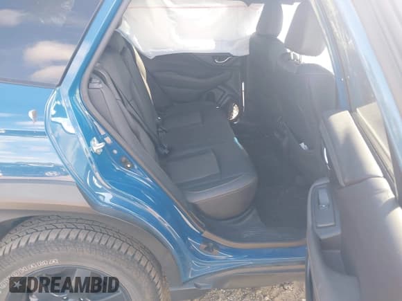 ✅ 2022 Subaru Outback Wilderness • VIN: 4S4BTGUD2N3257717 • Lot: 43243860. Listed on IAAI with 40,701 mi. Free auction sales archive from the USA and detailed vehicle history report at DreamBid. Image 8.