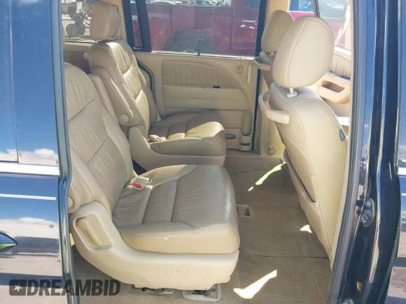 ✅ 2009 Honda Odyssey EX-L • VIN: 5FNRL38619B020085 • Лот: 43192135. Опубликован ранее на IAAI с пробегом 166 429 миль. Бесплатный доступ к архиву аукционных продаж из США и подробный отчёт об истории автомобиля на DreamBid. Изображение 8.