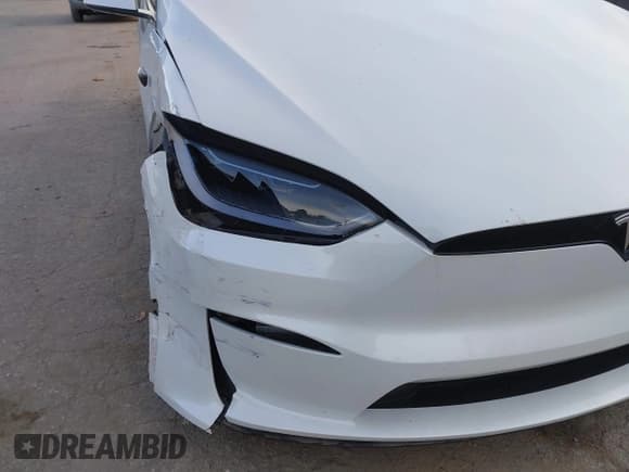 ✅ 2023 Tesla Model X Plaid • VIN: 7SAXCBE66PF408435 • Lot: 43657505. Wystawiony na IAAI z przebiegiem Nie podano. Bezpłatny archiwum sprzedaży aukcyjnych z USA i szczegółowy raport historii pojazdu na DreamBid. Zdjęcie 6.