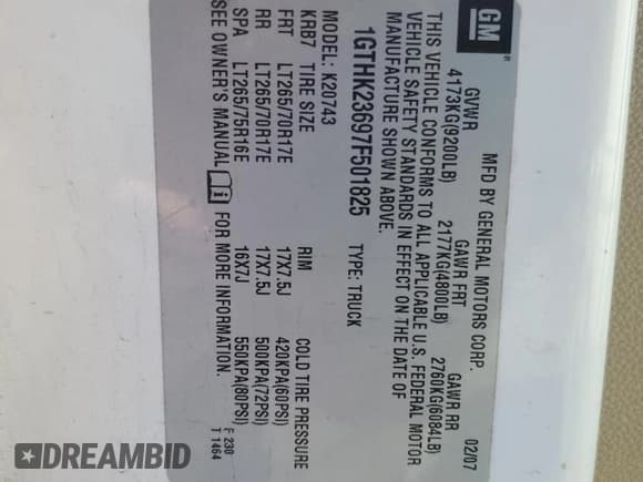 ✅ 2007 GMC Sierra 2500HD SLE1 • VIN: 1GTHK23697F501825 • Lot: 46133265. Wystawiony na Copart z przebiegiem 426 955 mil. Bezpłatny archiwum sprzedaży aukcyjnych z USA i szczegółowy raport historii pojazdu na DreamBid. Zdjęcie 12.