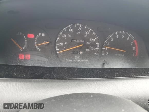 ✅ 1995 Infiniti J30 Personal Luxury • VIN: JNKAY21D2SM212127 • Lot: 73291724. Listed on Copart with 178,406 mi. Free auction sales archive from the USA and detailed vehicle history report at DreamBid. Image 9.