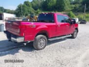 ✅ 2022 Ford F-250 XL • VIN: 1FT7W2BN6NEG31881 • Lot: 42763844. Wystawiony na IAAI z przebiegiem 62 952 mil. Bezpłatny archiwum sprzedaży aukcyjnych z USA i szczegółowy raport historii pojazdu na DreamBid. Zdjęcie 4.