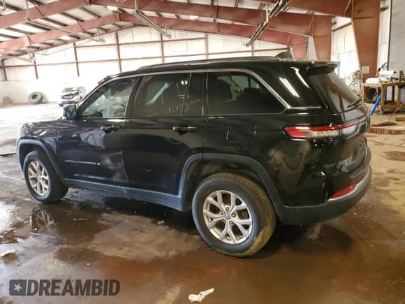 2022 Jeep Grand Cherokee Limited with VIN 1C4RJHBG2N8558292, listed as a Copart auction lot 68100935 with Not provided miles and Clean title. Bid and sale history available at DreamBid. Image 2.
